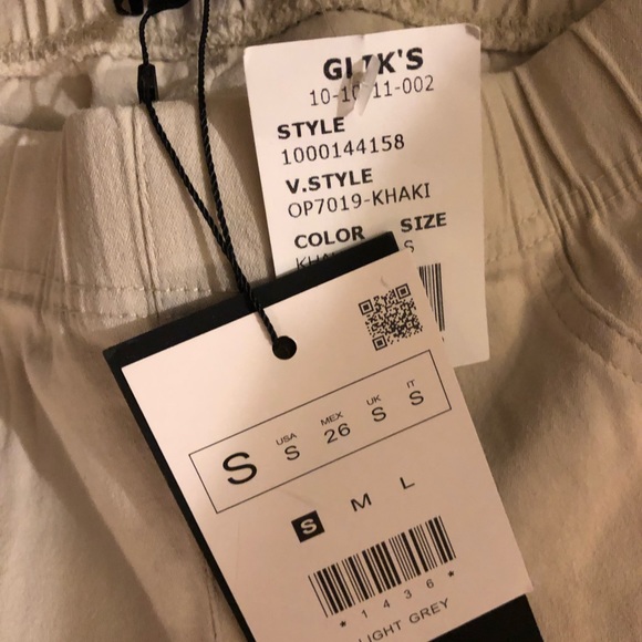 NWT jeggings with zippers - Picture 4 of 7